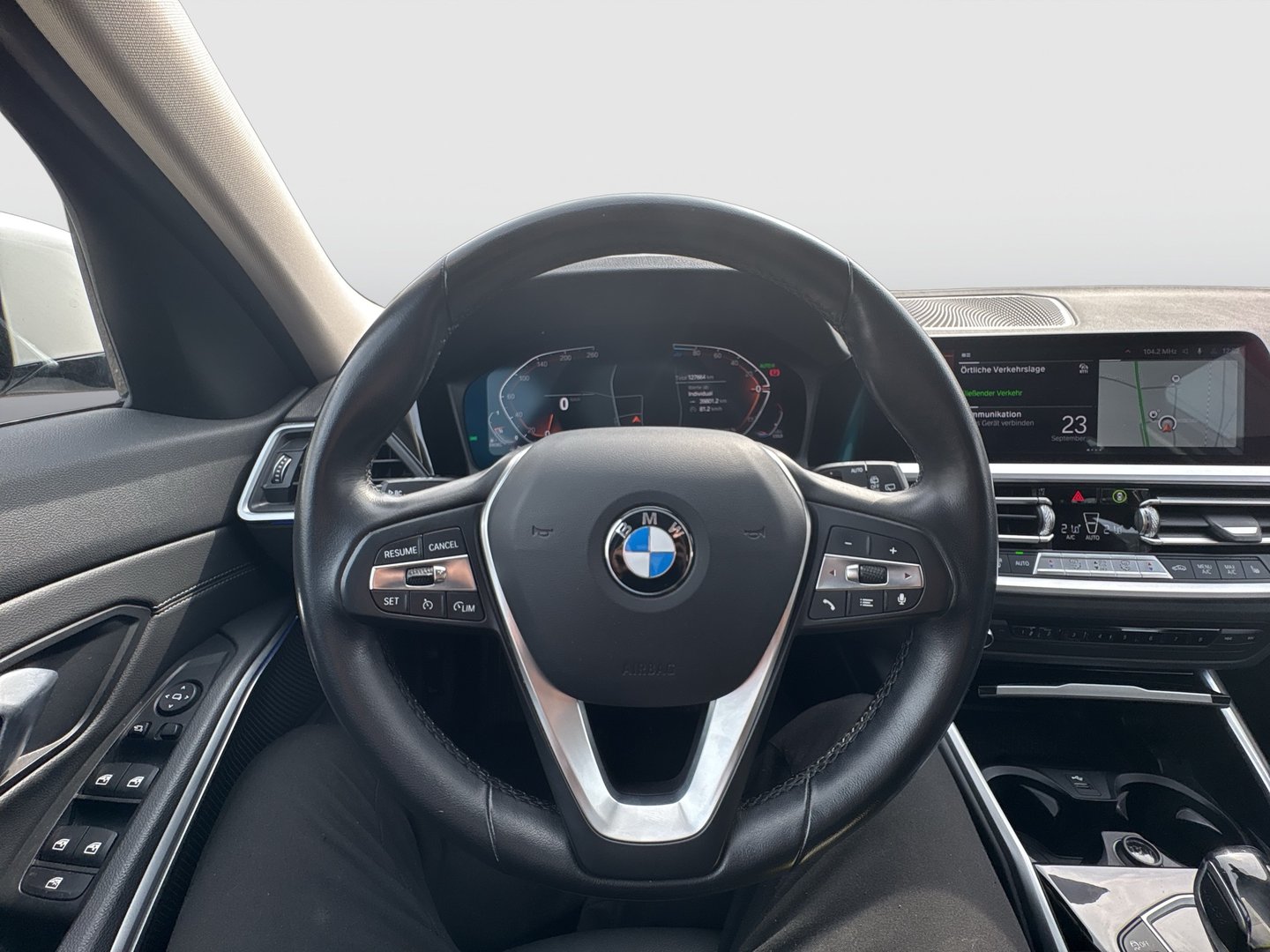 BMW 320d xDrive Touring 48 V Mild-Hybrid-Technologie Aut. | Bild 11 von 25