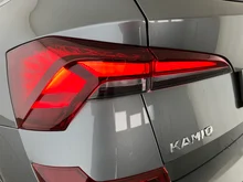 Škoda Kamiq Selection TSI DSG in Graphit-Grau Metallic