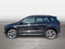 Škoda Karoq Sportline TSI ACT in Black-Magic Perleffekt