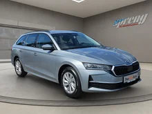 Škoda Octavia Combi Selection TSI mHEV DSG in Smokey Diamond-Silber Metallic