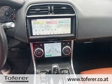 Jaguar XE P300 AWD R-Dynamic HSE Aut. in dunkelblau - metallic