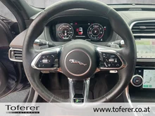 Jaguar XE P300 AWD R-Dynamic HSE Aut. in dunkelblau - metallic
