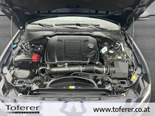 Jaguar XE P300 AWD R-Dynamic HSE Aut. in dunkelblau - metallic
