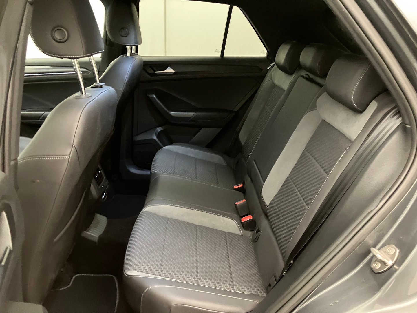 VW T-Roc Sport TDI SCR 4MOTION DSG | Bild 23 von 36