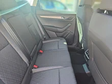 Škoda Karoq 4x4 Selection TDI DSG in Graphit-Grau Metallic