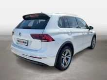 VW Tiguan Highline TDI SCR 4MOTION DSG in Oryxweiß Perlmuttef.