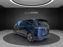 VW ID Buzz ID. Buzz GTX LR 4MOTION 250 kW in Starlight Blue Metallic