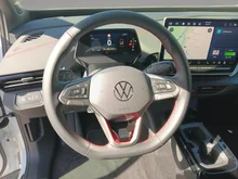 VW ID.4 GTX 4MOTION 250 kW Business -77 kWh in Gletscherweiß Metallic Dach schwarz