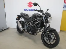 Suzuki-Motorrad Supersport Suzuki-Motorrad SV650AM2 in Schwarz