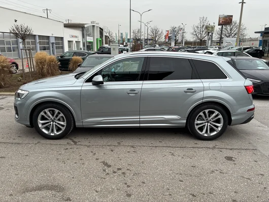 Bild eines Audi Q7 55 TFSI e quattro 290 kW