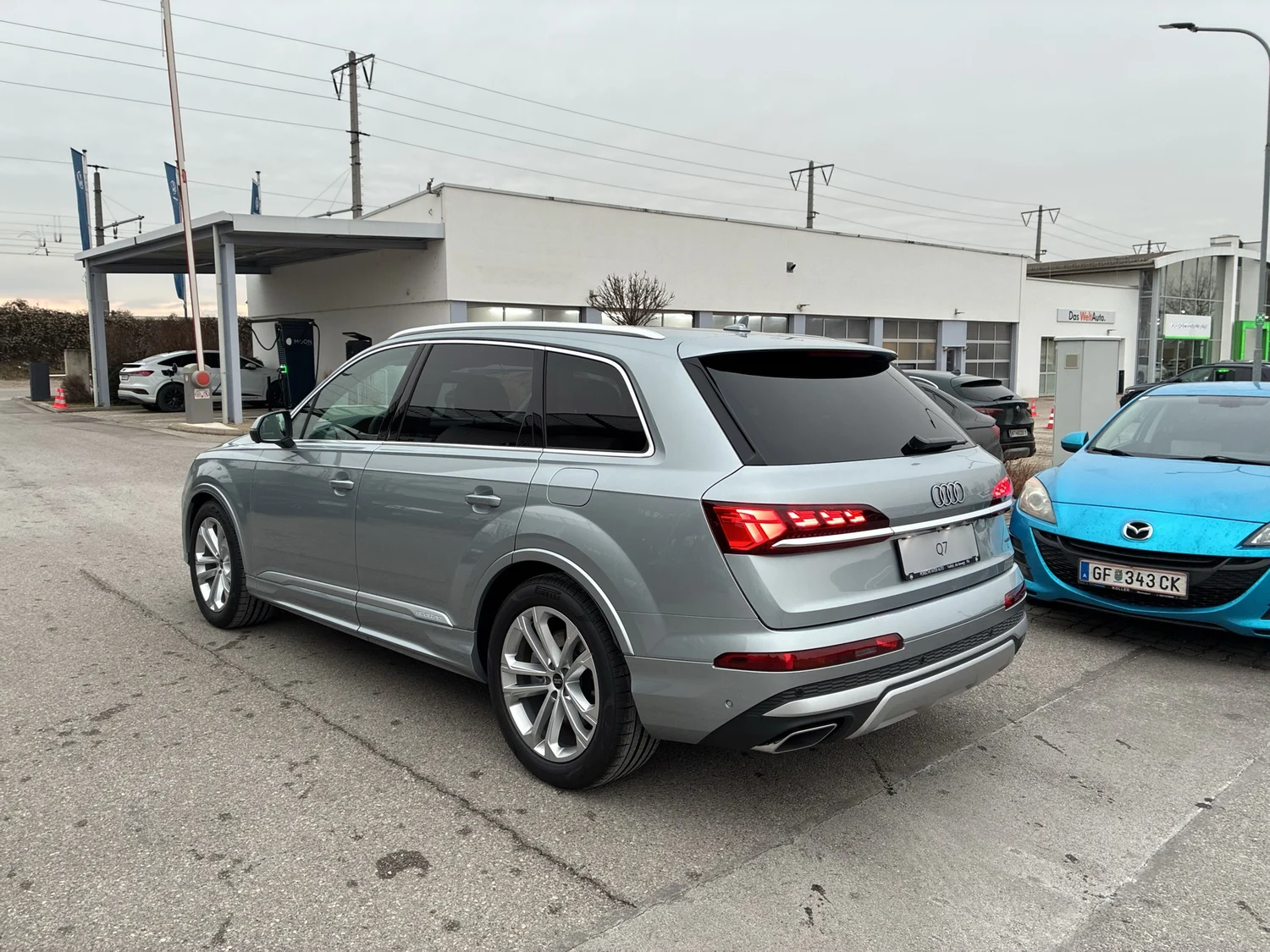 Bild eines Audi Q7 55 TFSI e quattro 290 kW