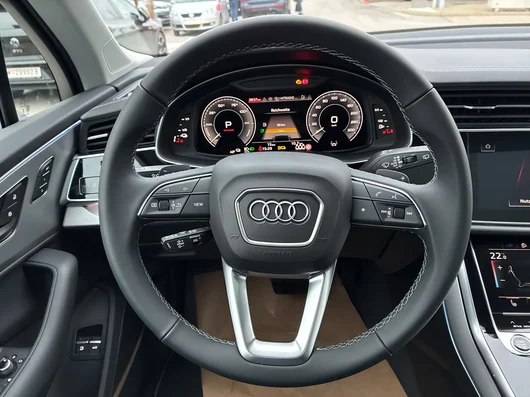 Bild eines Audi Q7 55 TFSI e quattro 290 kW