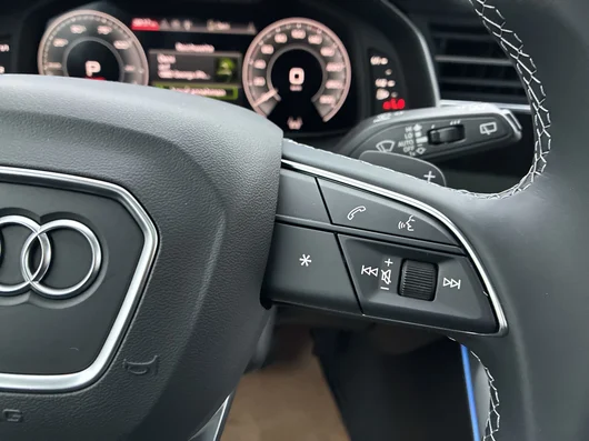Bild eines Audi Q7 55 TFSI e quattro 290 kW