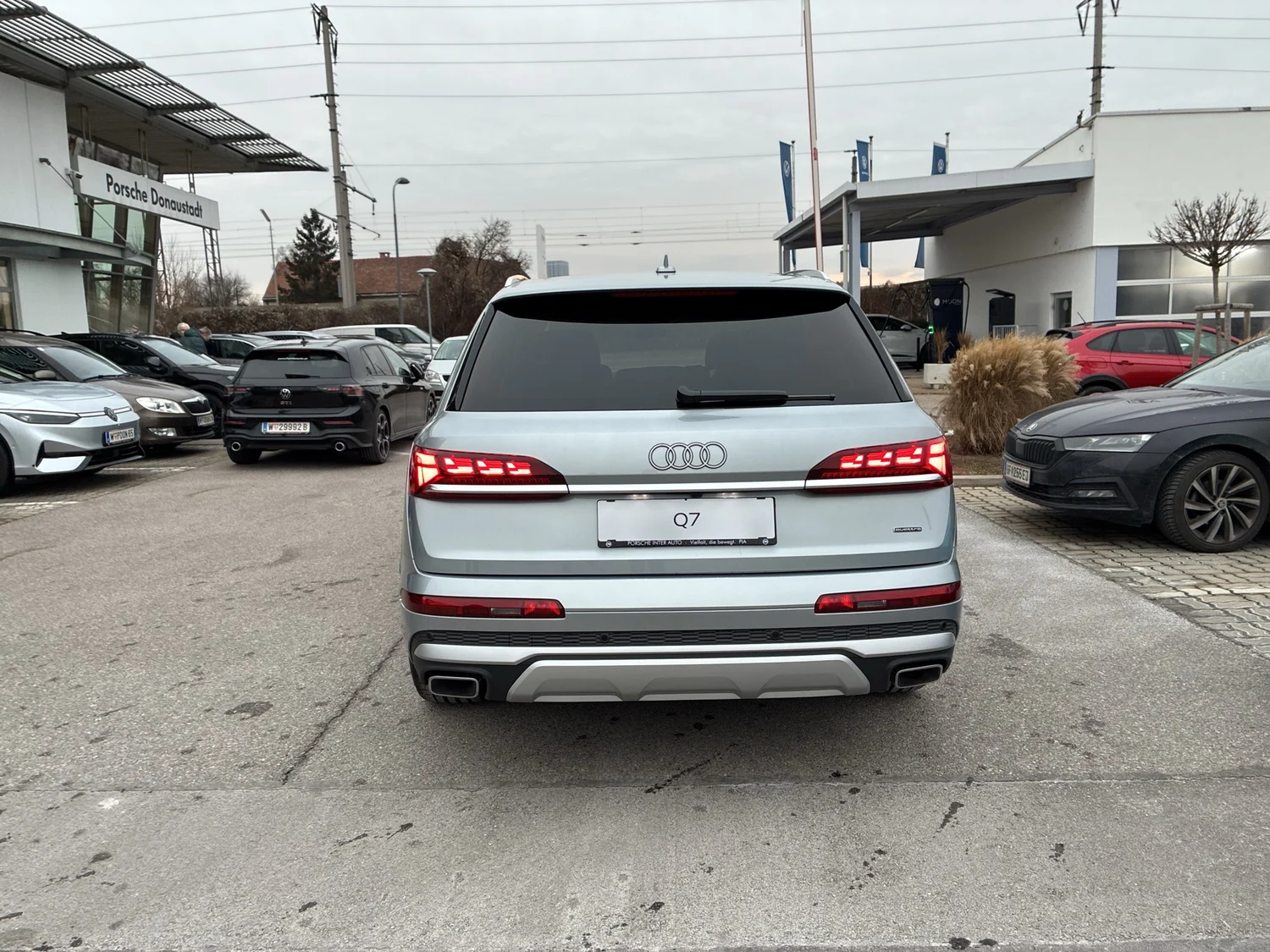 Bild eines Audi Q7 55 TFSI e quattro 290 kW