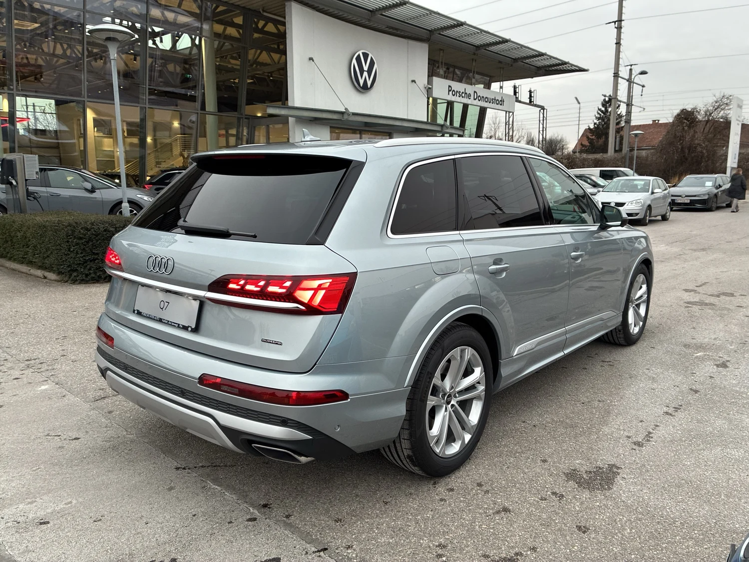 Bild eines Audi Q7 55 TFSI e quattro 290 kW