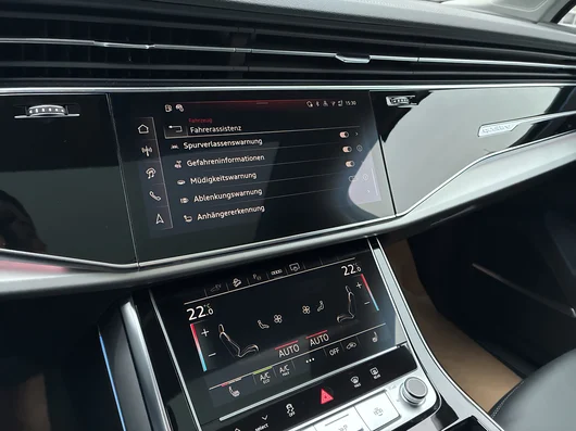 Bild eines Audi Q7 55 TFSI e quattro 290 kW