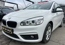 Thumbnail-Foto von Fahrzeug