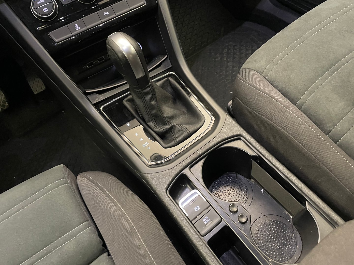 VW Touran Highline TDI SCR DSG 7-Sitzer | Bild 30 von 39