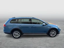 VW Golf Alltrack TDI 4MOTION DSG in pacific blue metallic
