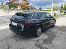 Škoda Octavia Combi 4x4 Style TDI DSG in Black-Magic Perleffekt