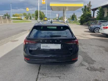 Škoda Octavia Combi 4x4 Style TDI DSG in Black-Magic Perleffekt