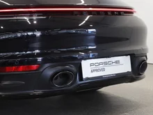 Porsche 911 Carrera S Cabriolet I (992) in tiefschwarzmetallic/schwarz