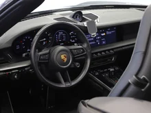 Porsche 911 Carrera S Cabriolet I (992) in tiefschwarzmetallic/schwarz