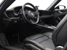 Porsche 911 Carrera S Cabriolet I (992) in tiefschwarzmetallic/schwarz