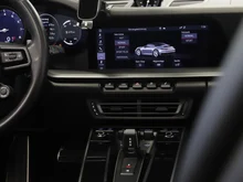 Porsche 911 Carrera S Cabriolet I (992) in tiefschwarzmetallic/schwarz