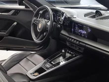 Porsche 911 Carrera S Cabriolet I (992) in tiefschwarzmetallic/schwarz