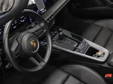 Porsche 911 Carrera S Cabriolet I (992) in tiefschwarzmetallic/schwarz