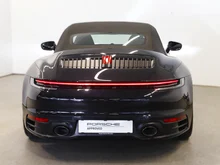 Porsche 911 Carrera S Cabriolet I (992) in tiefschwarzmetallic/schwarz
