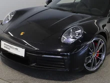 Porsche 911 Carrera S Cabriolet I (992) in tiefschwarzmetallic/schwarz
