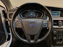 Volvo V40 T3 in weiss - normal