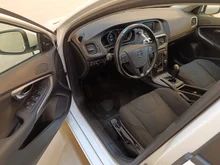 Volvo V40 T3 in weiss - normal