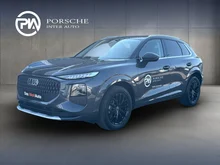 Audi Q3 TFSI 110 kW  intense in Tamboragrau Metallic