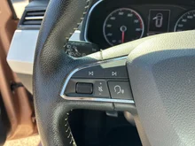SEAT Arona Xcellence EcoTSI DSG in Rose-Gold Metallic Dach Magnet-Grau