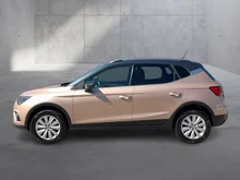 SEAT Arona Xcellence EcoTSI DSG in Rose-Gold Metallic Dach Magnet-Grau