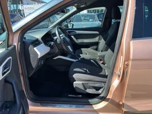 SEAT Arona Xcellence EcoTSI DSG in Rose-Gold Metallic Dach Magnet-Grau