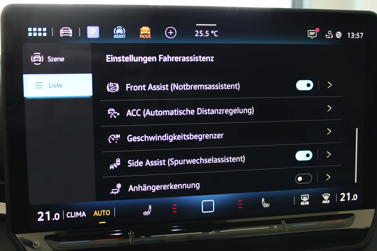 Bild eines VW T-Roc Style eTSI DSG