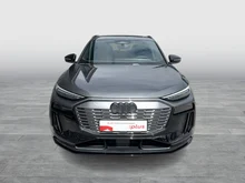 Audi Q6 e-tron quattro business in Daytonagrau Perleffekt