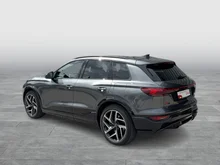 Audi Q6 e-tron quattro business in Daytonagrau Perleffekt