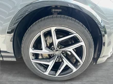 Audi Q6 e-tron quattro business in Daytonagrau Perleffekt