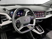 Audi Q4 e-tron 40 e-tron business in MYTHOSSCHWARZ METALLIC