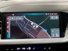 Audi Q4 e-tron 40 e-tron business in MYTHOSSCHWARZ METALLIC