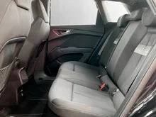 Audi Q4 e-tron 40 e-tron business in MYTHOSSCHWARZ METALLIC