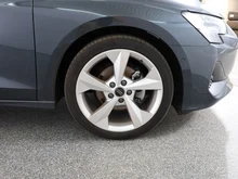Audi A3 Sportback 30 TDI in MANHATTANGRAU METALLIC