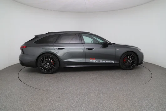Bild eines Audi A6 Avant quattro TDI 220 kW