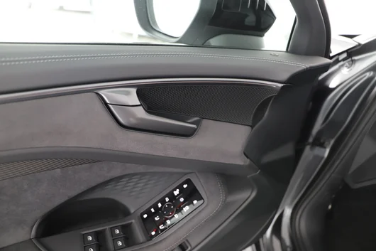 Bild eines Audi A6 Avant quattro TDI 220 kW