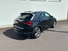 VW T-Roc Design TSI in Deep Black Perlef.